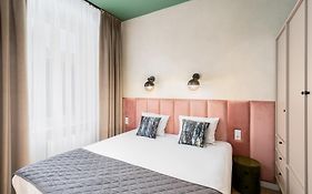 1898 Parkside Boutique Residence